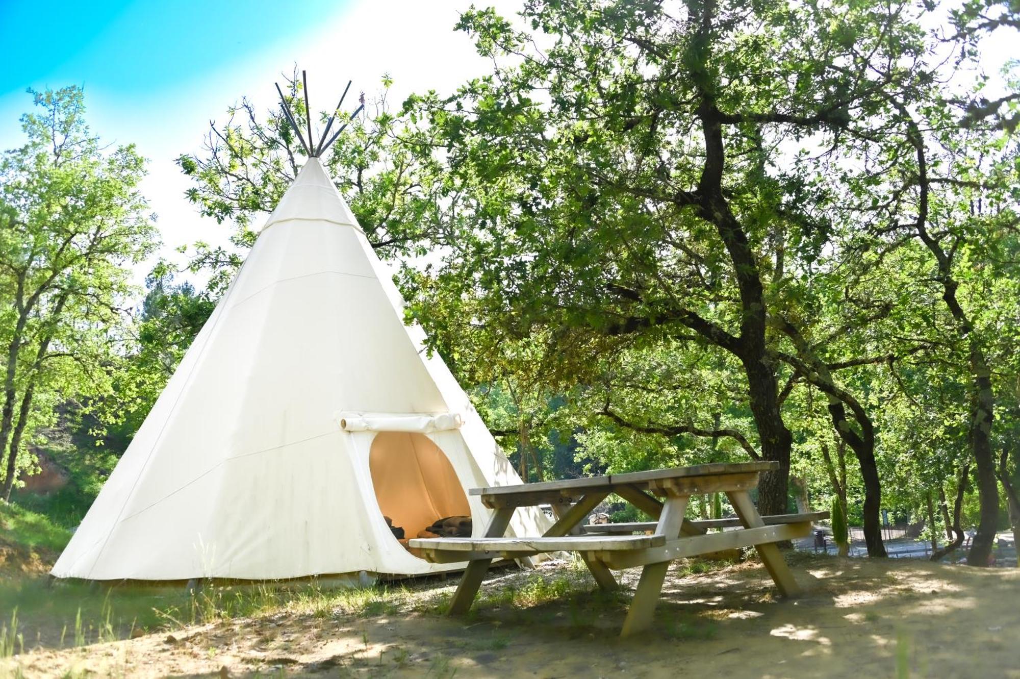 Camping Le Colorado 吕斯特勒 外观 照片