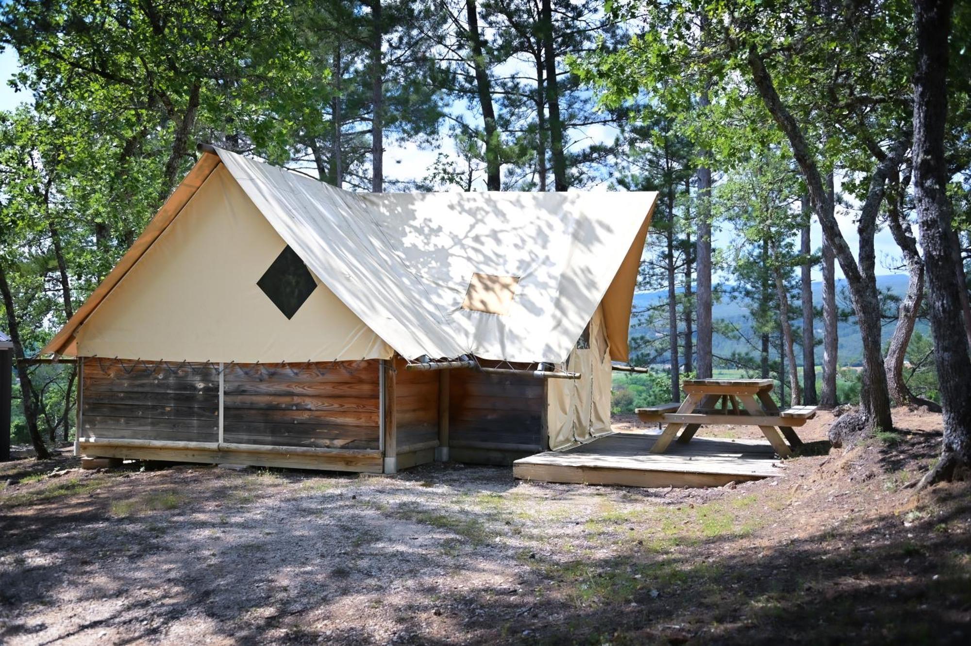 Camping Le Colorado 吕斯特勒 外观 照片