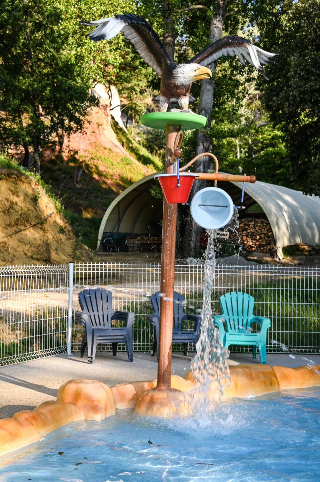Camping Le Colorado 吕斯特勒 外观 照片